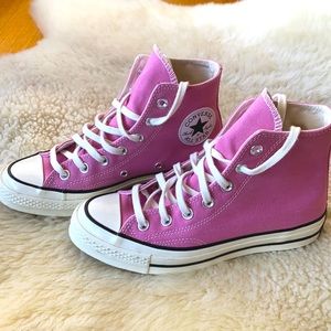 Women's Chuck 70 HI Sneakers IN Pink